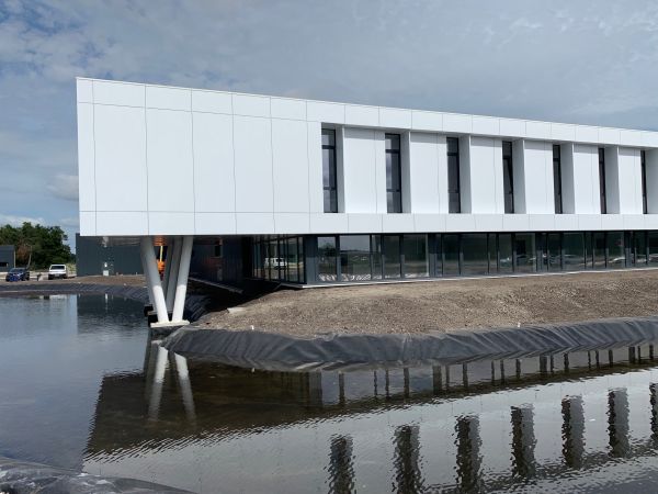 Construcción de un Edificio Industrial & Despachos en MARTILLAC