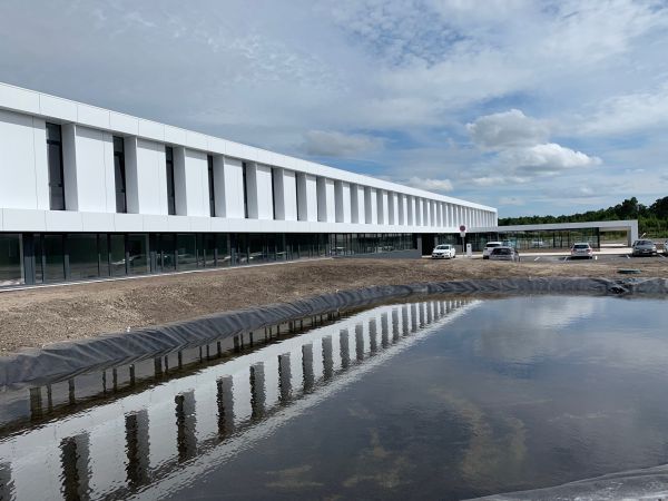 Construcción de un Edificio Industrial & Despachos en MARTILLAC