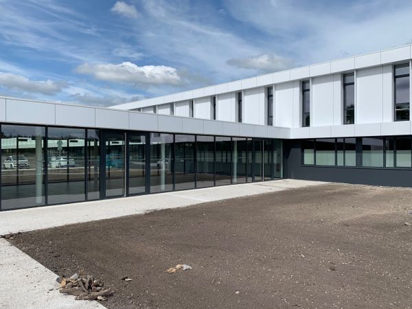 Construcción de un Edificio Industrial & Despachos en MARTILLAC